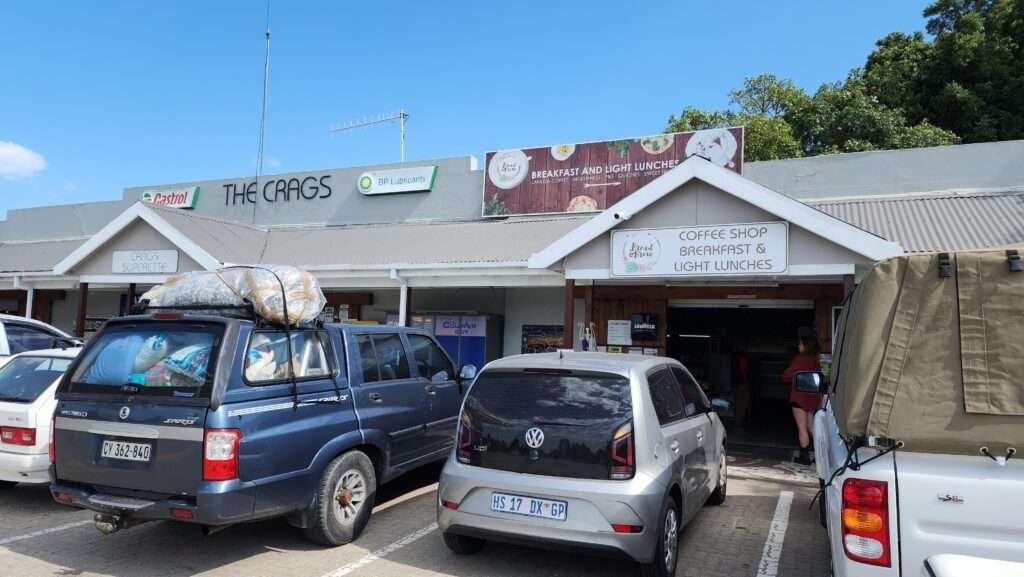 Crags Superette Parking Area